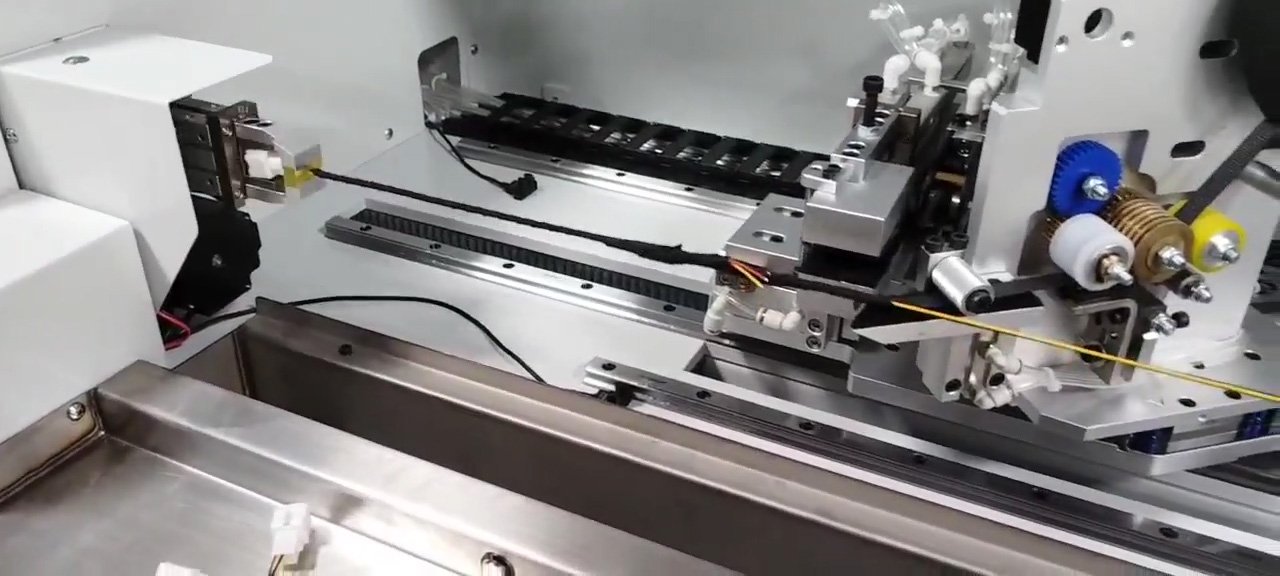 Máquina Envolvedora de Cinta Adhesiva Multisección Automática - Envoltura Precisa Simultánea para Múltiples Secciones