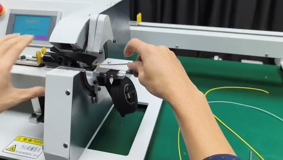 Máquina Envolvedora de Cinta Adhesiva de Longitud Fija y Línea Larga - Corte Preciso para Uso Continuo