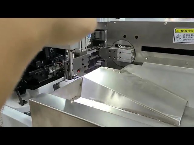 Máquina Automática para Corte, Pelado y Crimpado de Cable Plano en Ambos Extremos