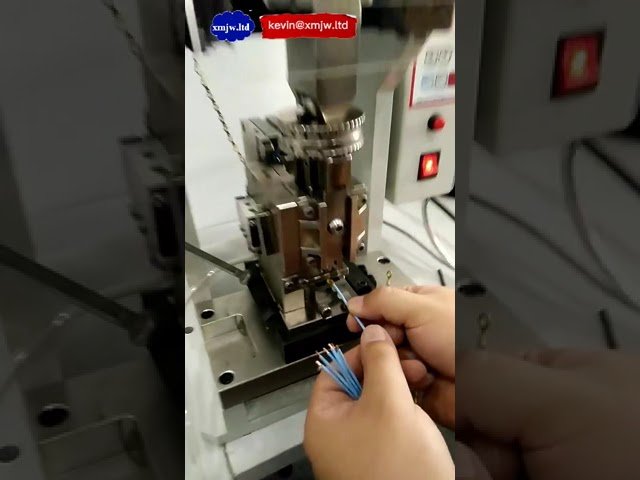 Máquina de crimpado de conectores para cables con aplicador europeo automático