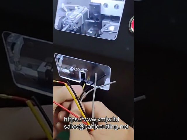 Máquina de crimpado de terminales para aviación
