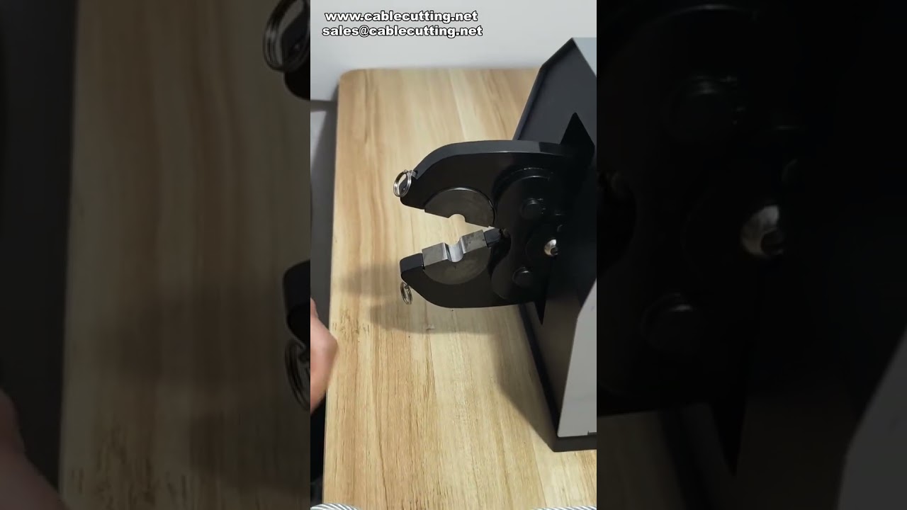 Crimpado Profesional: Máquina Neumática para Terminales de Acero y Manguitos de Aluminio
