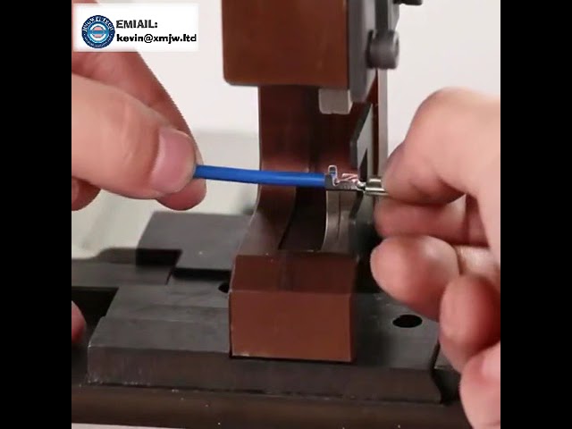 Matriz de Aplicador Vertical OTP para Máquina Crimpadora de Terminales - Pieza de Ensamblaje