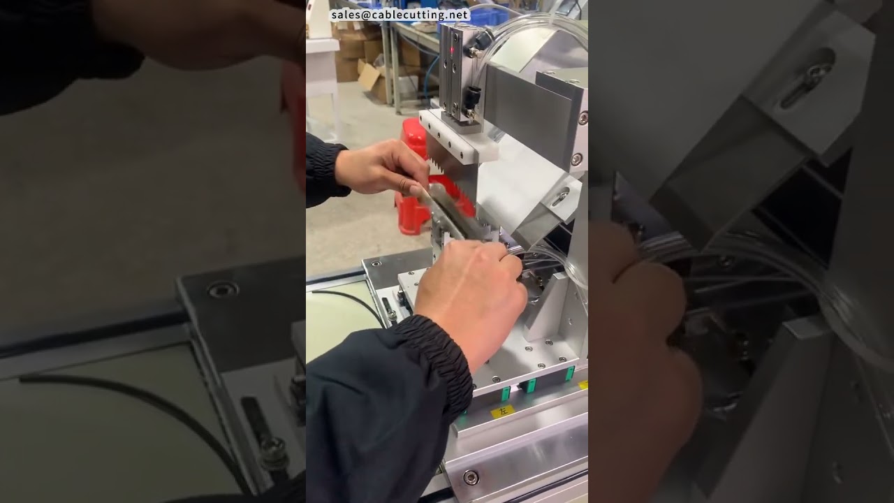 Máquina aplicadora de esponja con plegado automático y control servo – Longitud 50-150 mm