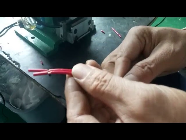 Máquina Pelacables Neumática Vertical Modelo 3 - Alta Velocidad y Precisión