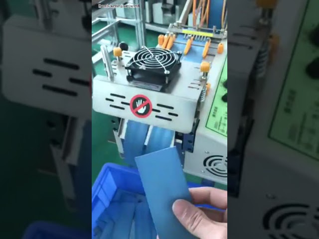 Máquina cortadora de cintas y telas caliente/frío con pantalla grande - Corte automático de cintas adhesivas para cremalleras
