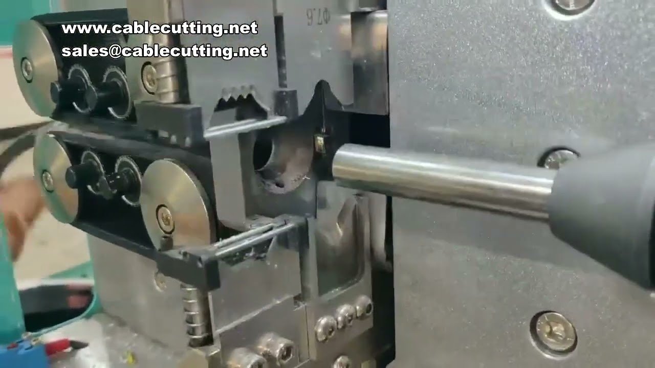 Máquina Automática de Pelado y Corte de Cables PVC Redondos de 7 Núcleos - Equipo para Conductores Múltiples