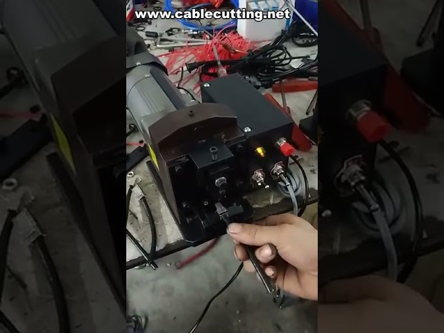 Máquina de Crimpado de Conectores RJ45 | Prensadora de Cabezales de Cristal y Conectores de Red